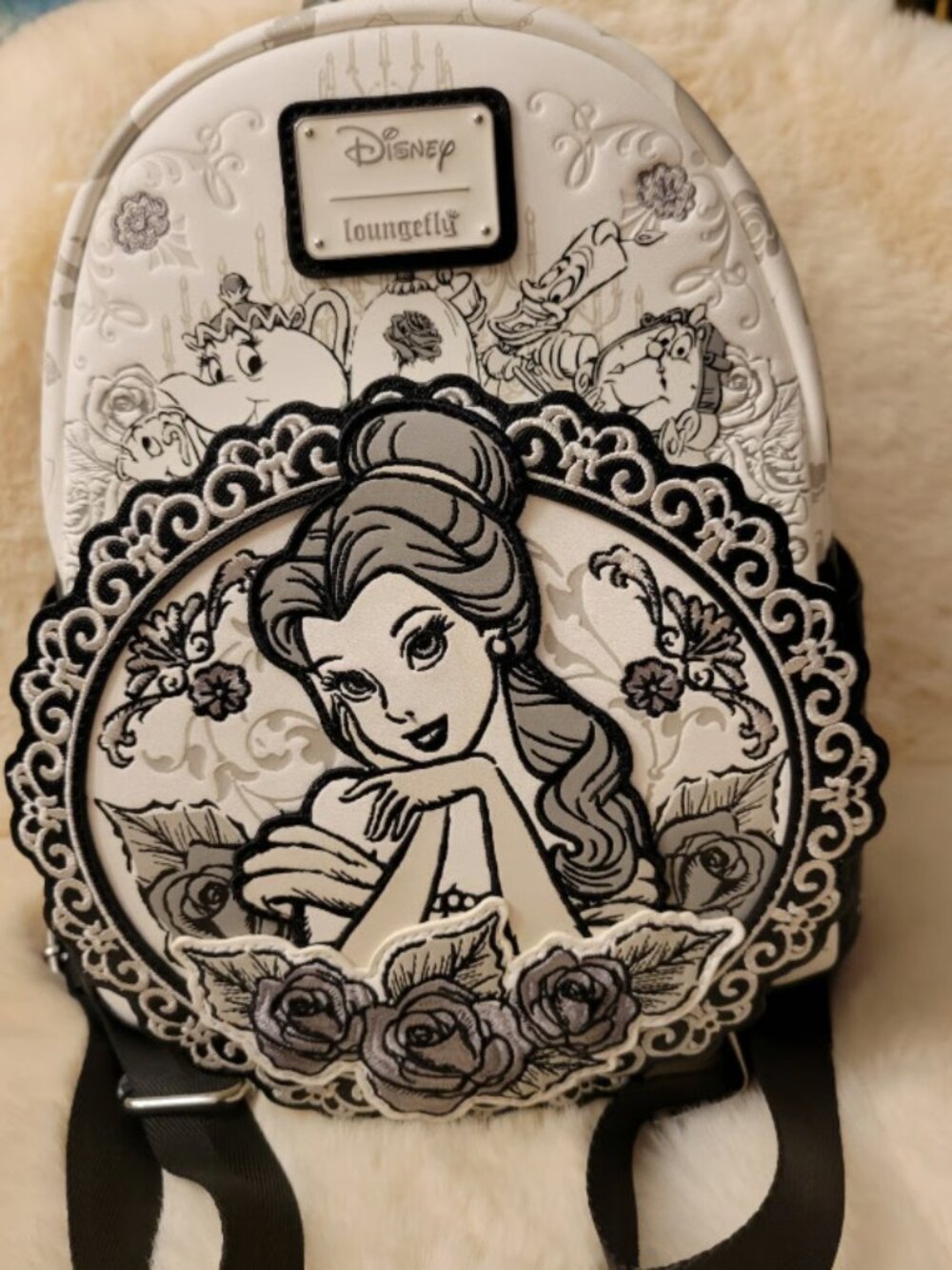 Loungefly disney Belle sketch backpack nwt